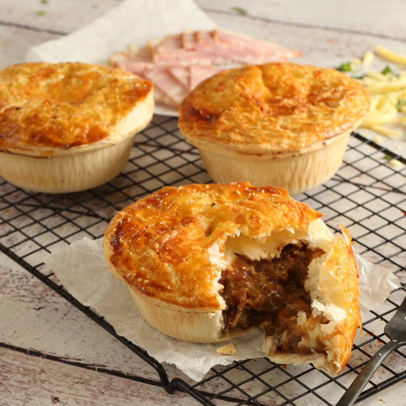 Tradie Pie (Cheese Bacon & Beef) 6pk