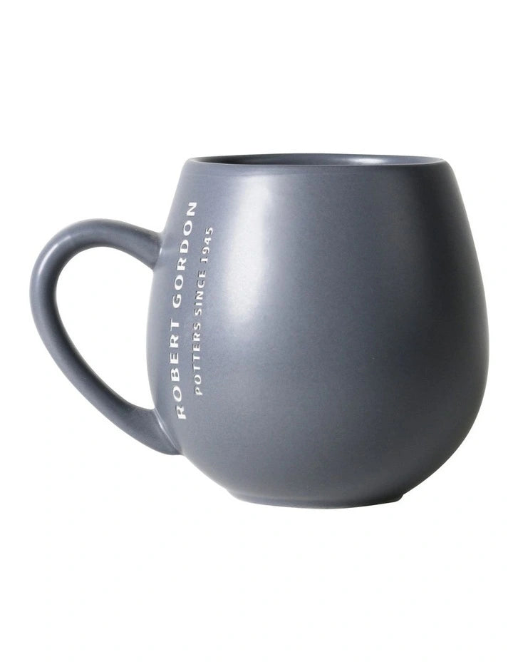 Hug Me Mug in Matt Grey