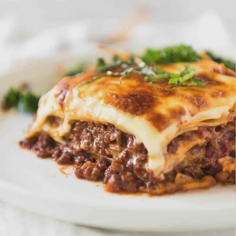 C&Co Beef Lasagne Medium 1.1kg