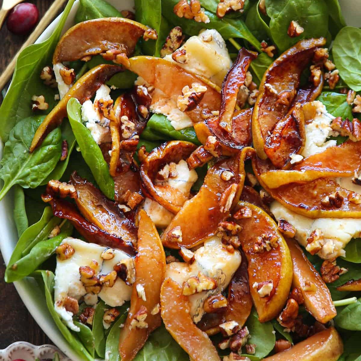 Winter Pear & Spinach Salad with Lemon Honey Dressing