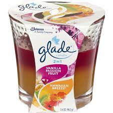 Glade 2 In 1 Candle  Passionfruit Hawaiian Breeze 96g