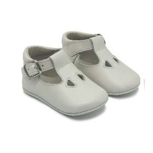 Pram Shoes Leather Citos with Cutouts